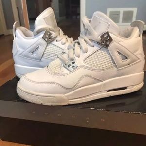 Air Jordan Retro 4